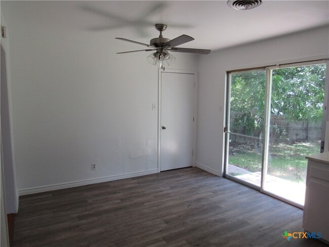 Photo - 1200 Jefferis Ave