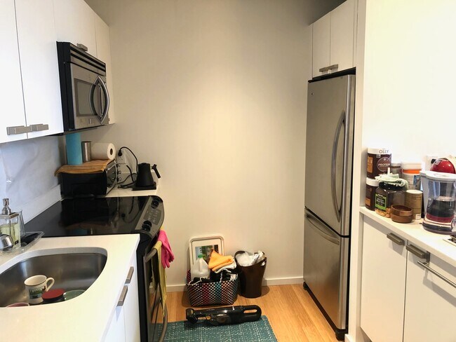 Photo - 1 Earhart St