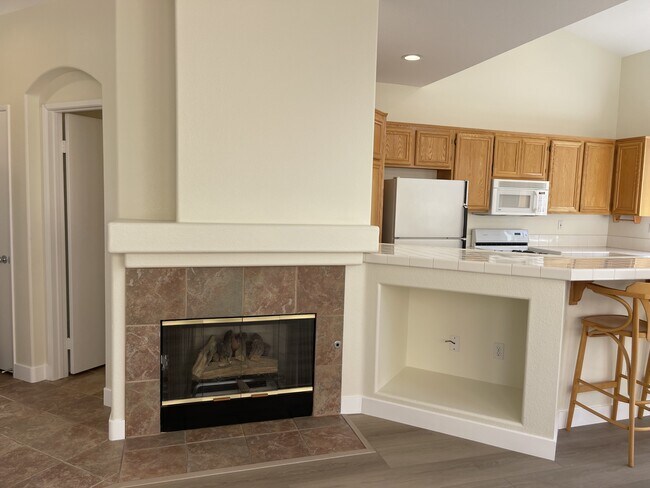 Photo - 811 Caminito Estrella