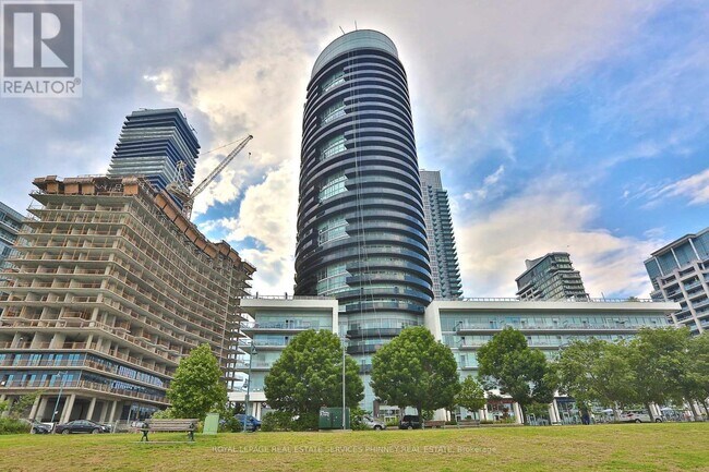 Photo - 80 Marine Parade Dr Unit 435