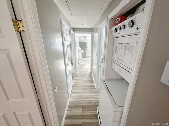 Photo - 15 Mida Ct Unit 2A