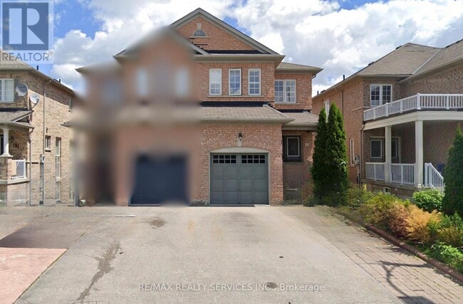 Photo - 37 Riverplace Crescent