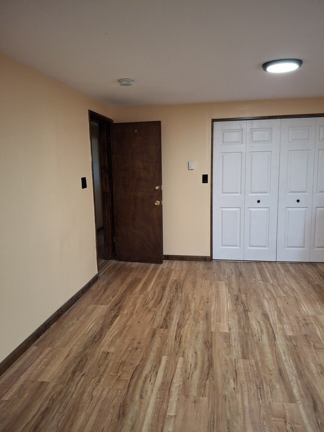 Photo - 901 Vine St