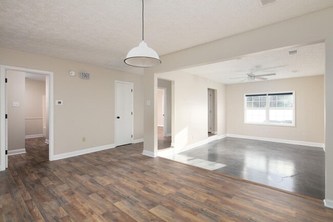 Photo - 1470 Vintage Cir