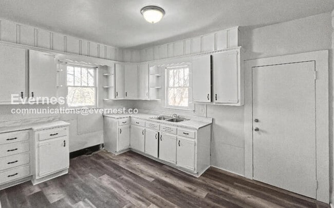 Photo - 3920 39th Ave N