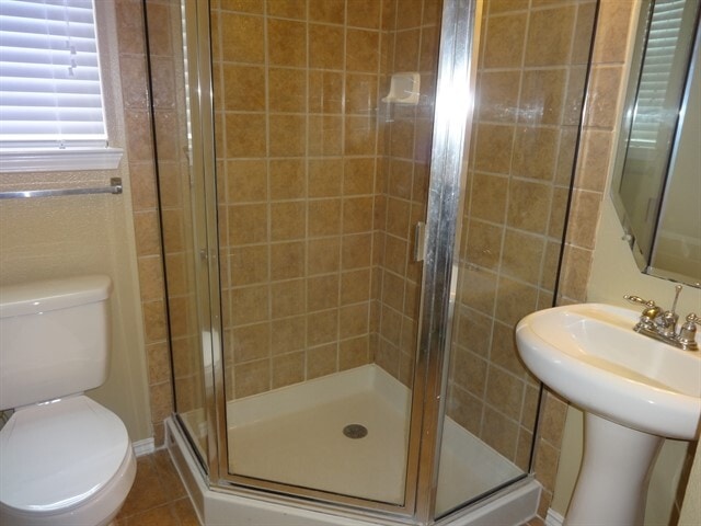 Building Photo - 2807 Edgewick Elm St