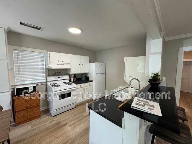 Photo - 275 Boulevard Heights