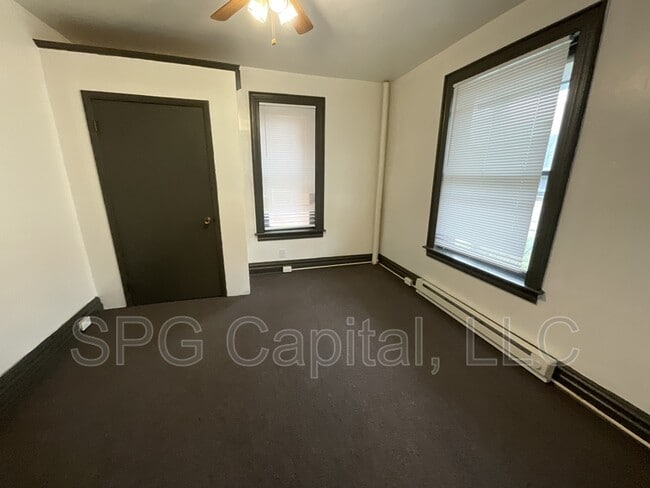 Photo - 591 McAllister St