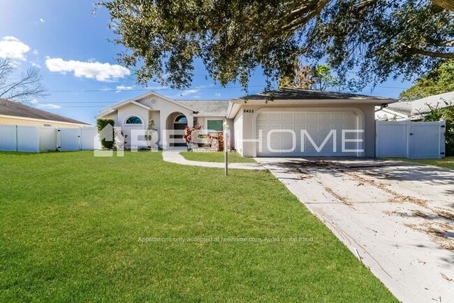 Building Photo - 6405 64th Dr E