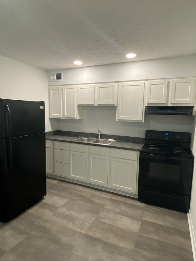 Kitchen - 291 Prairie Dr Unit 1