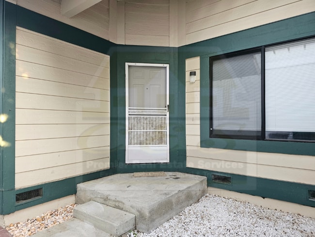 Photo - Foxboro Downs 3 bedroom Home for Rent