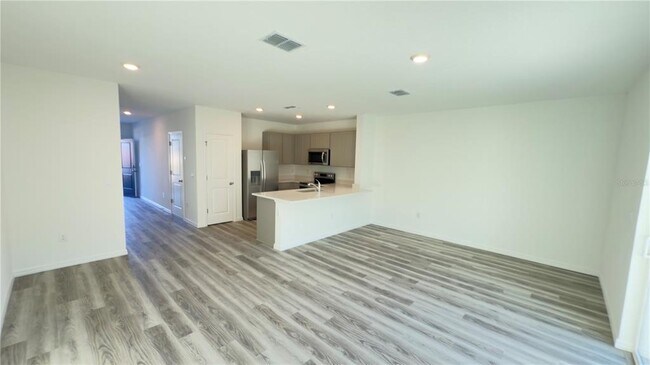 Photo - 31242 Midnight Sun Wy