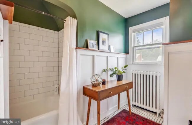 Photo - 1123 44th Pl SE