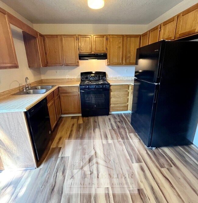 2158 Baltimore Cir