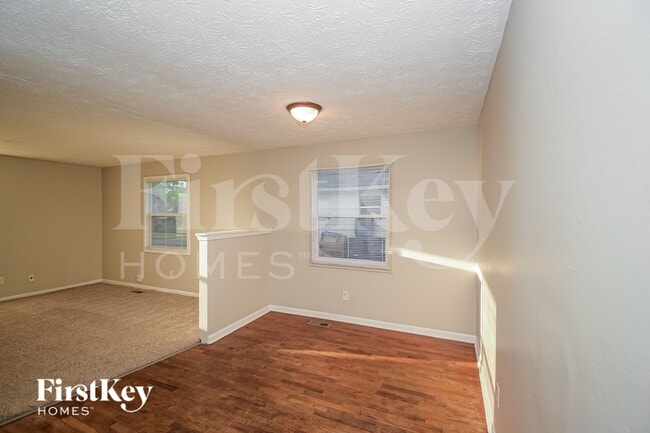 Photo - 4601 N Richardt Ave