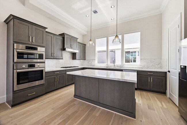 Photo - 5917 Cottage Grove Lake Dr