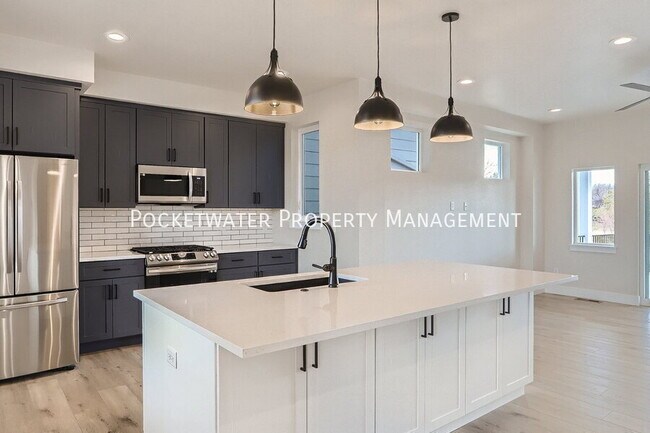 1333 Baker St