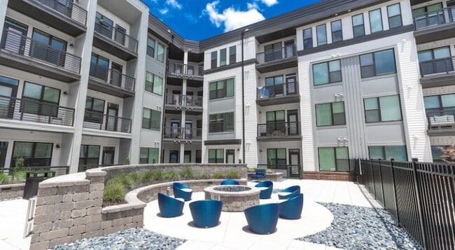 Photo - West End Station