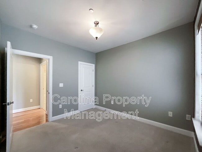 Photo - 518 Clarice Ave