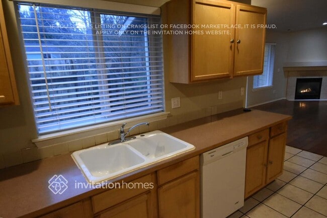 Photo - 13421 Des Moines Memorial Dr S