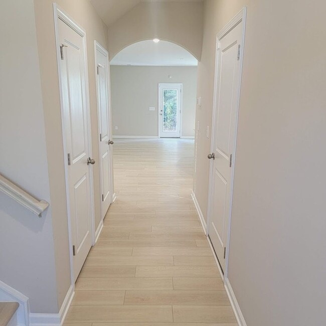 Photo - End Unit; 3Br/2.5BA Townhouse