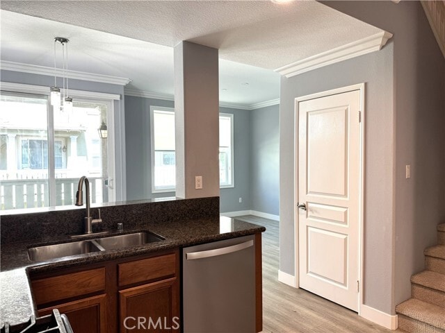 Photo - 22 Valmont Way