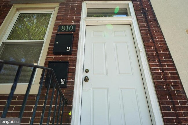 Photo - 810 S 6th St Apartamento Unidad B