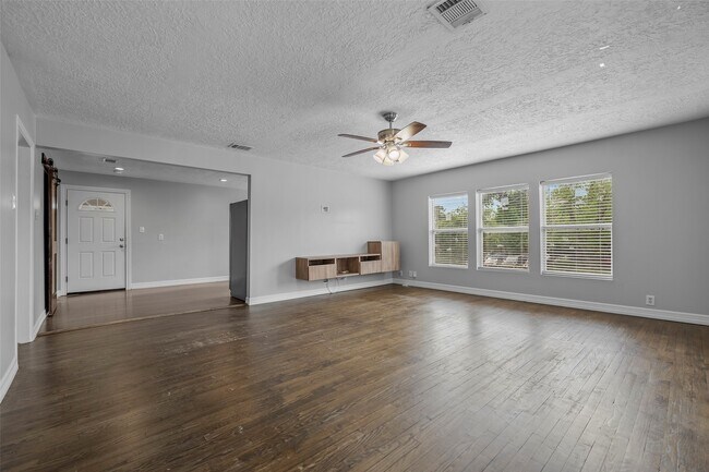 6918 Irvington Blvd