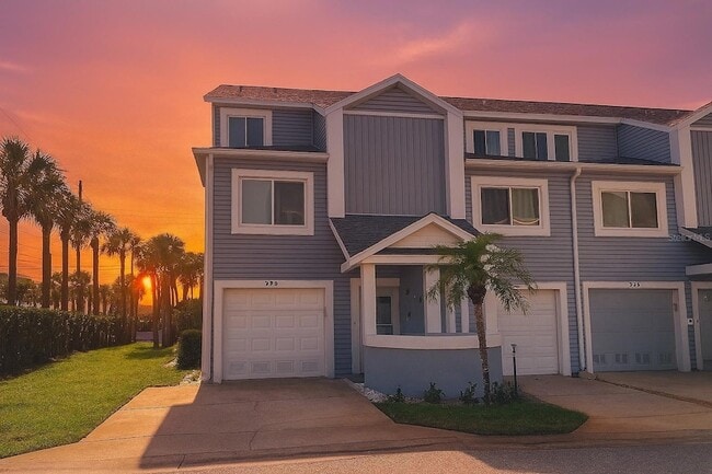 Photo - 900 Harbour House Dr