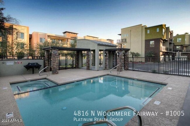 Building Photo - 4816 N Woodmere Fairway Unit #1005