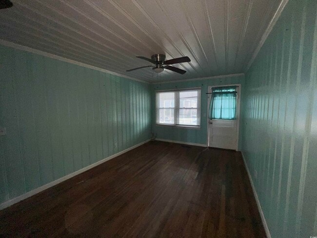 Photo - 203 56th Ave N