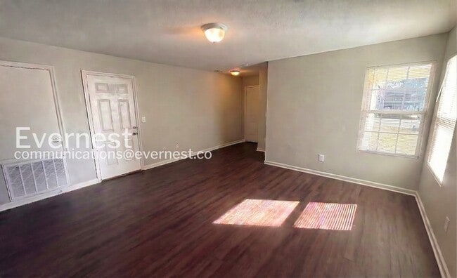 Photo - 183 Cloverbrook Dr