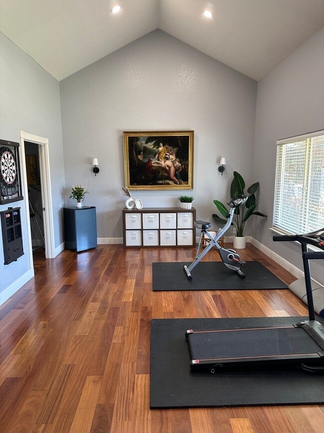 Photo - 8xxx Cornwall Pl