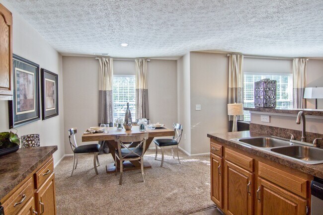 Photo - Albany Woods