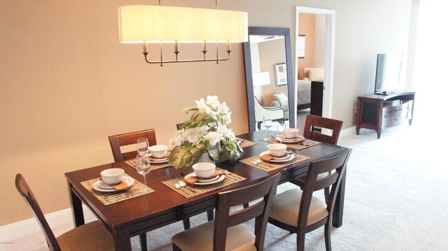 Photo - 231 Riverside Dr Unit 1605-1