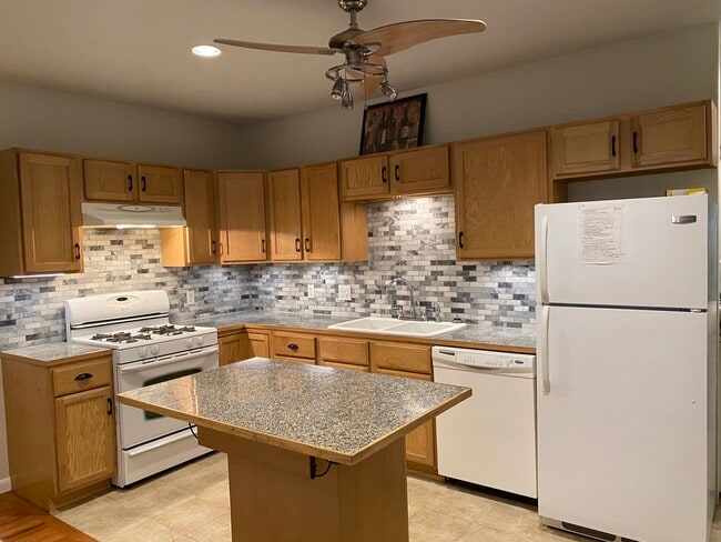 Photo - 202 NY-14 Unit Upper