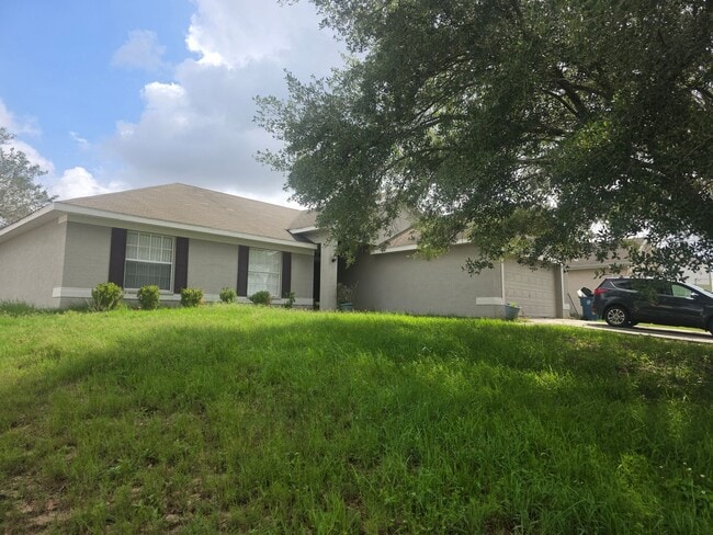 Photo - Large 4 bedroom 2 bath House