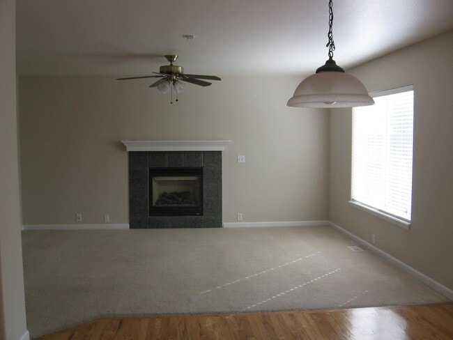 Photo - BRIGHT AND BEAUTIFUL 2 STORY HOME