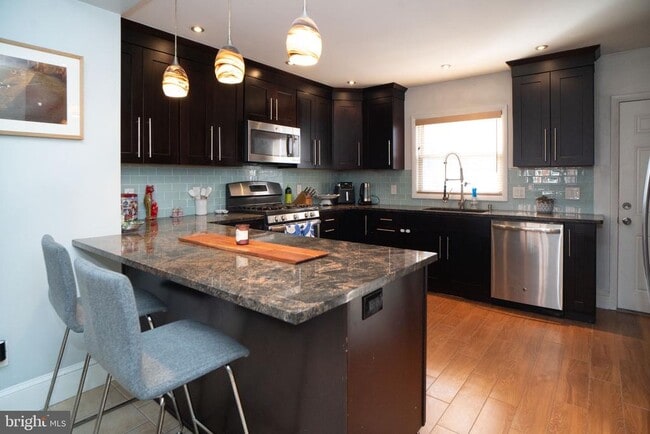 Photo - 1026 Morris St