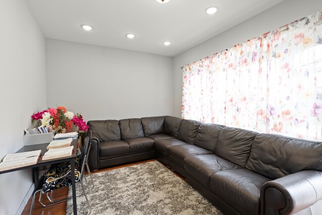 Photo - 164 Avenue B Unit 1