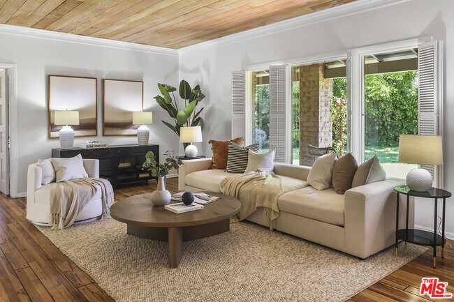 Photo - 400 Vance St