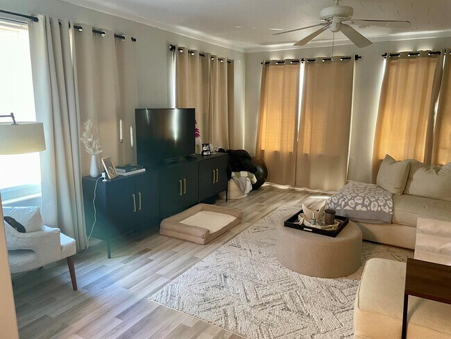 Photo - 2023 S Suzanne Cir