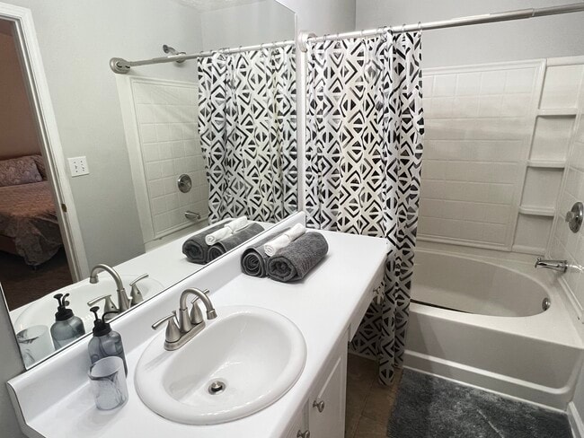 Photo - 6580 Arbor Gate Dr SW