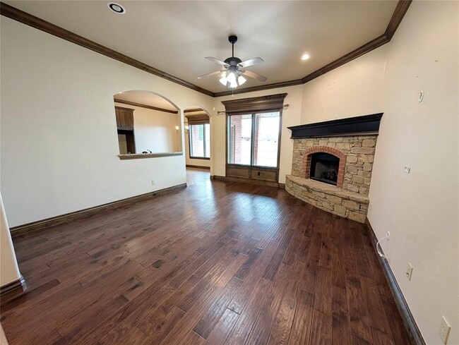 Photo - 6405 Bentwood Dr