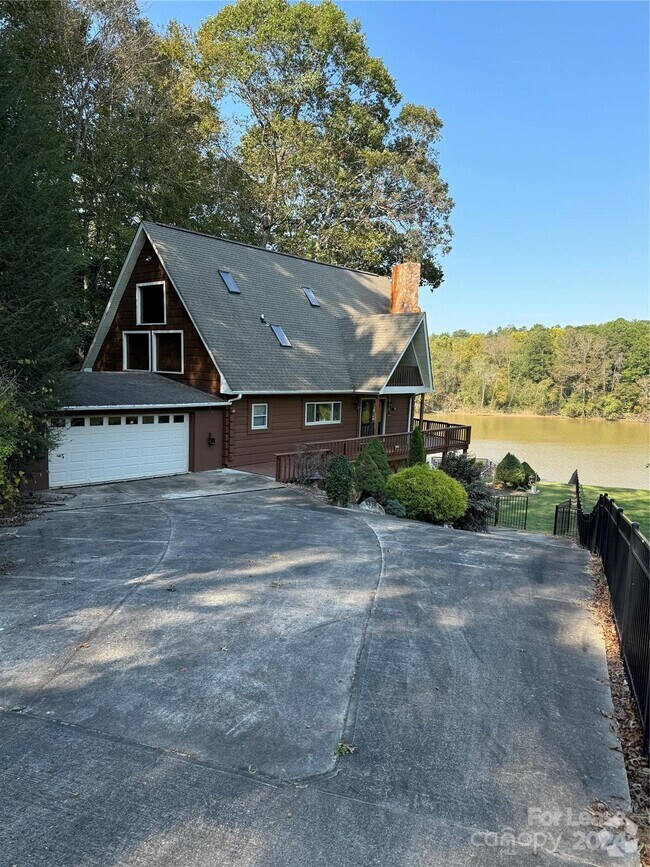 Lake Acres Rentals Hickory NC
