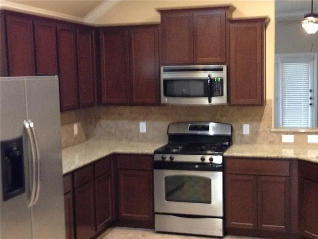 Photo - 1921 Autumn Run Ln