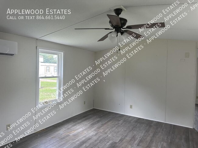 Photo - 251 Pebble Rock Cir