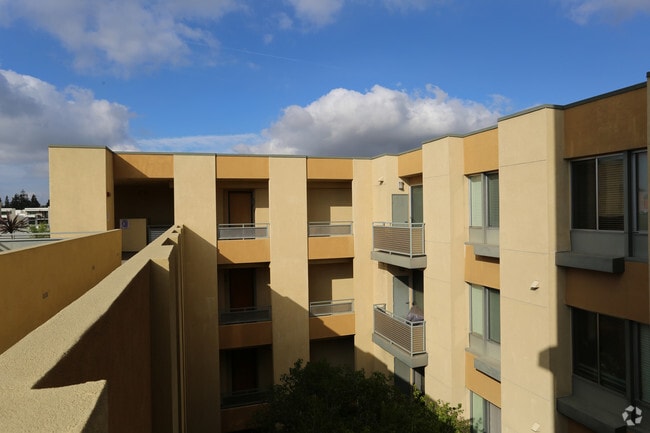Old Pasadena Collection Apartments
