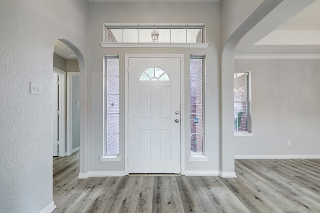 Photo - 24031 Holleygate Ct