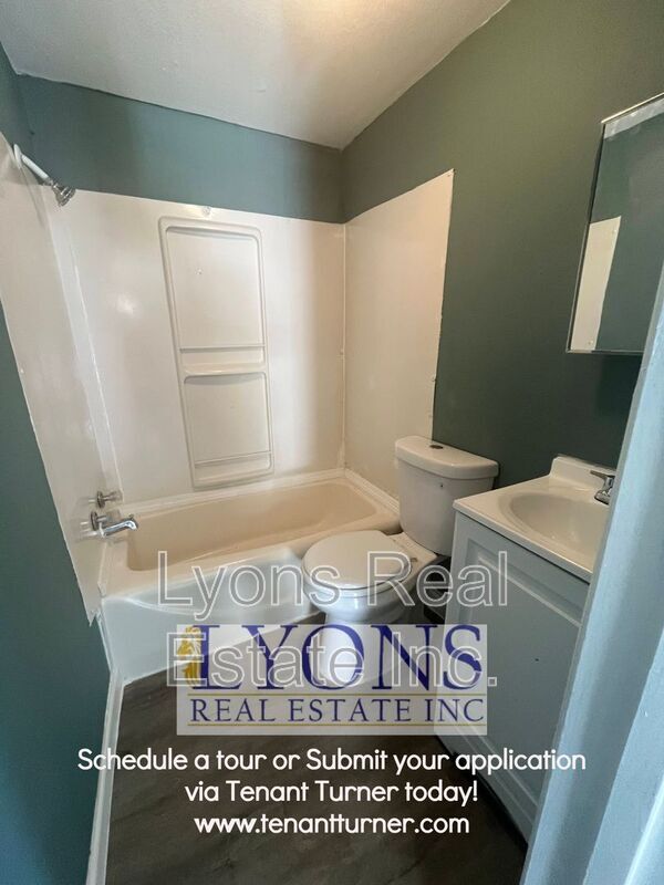 Photo - 917 Pineknot Rd Unit 1